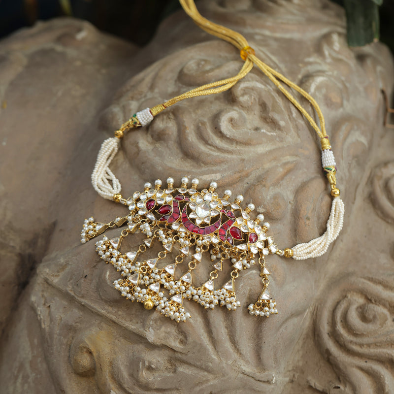 MDN336- White and Red Colour Gold Plated Jadau Kundan Choker Set