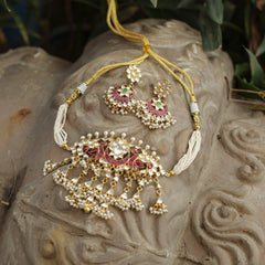 MDN336- White and Red Colour Gold Plated Jadau Kundan Choker Set