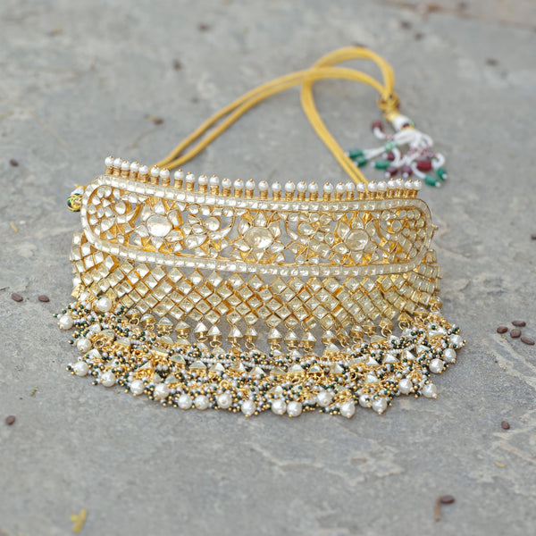 MDN338- White Colour Gold Plated Jadau Kundan Aad Choker Set