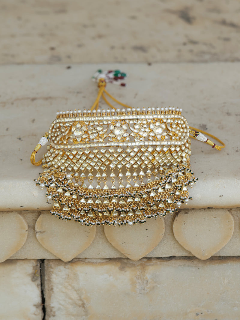 White Colour Gold Plated Jadau Kundan Aad Choker Set