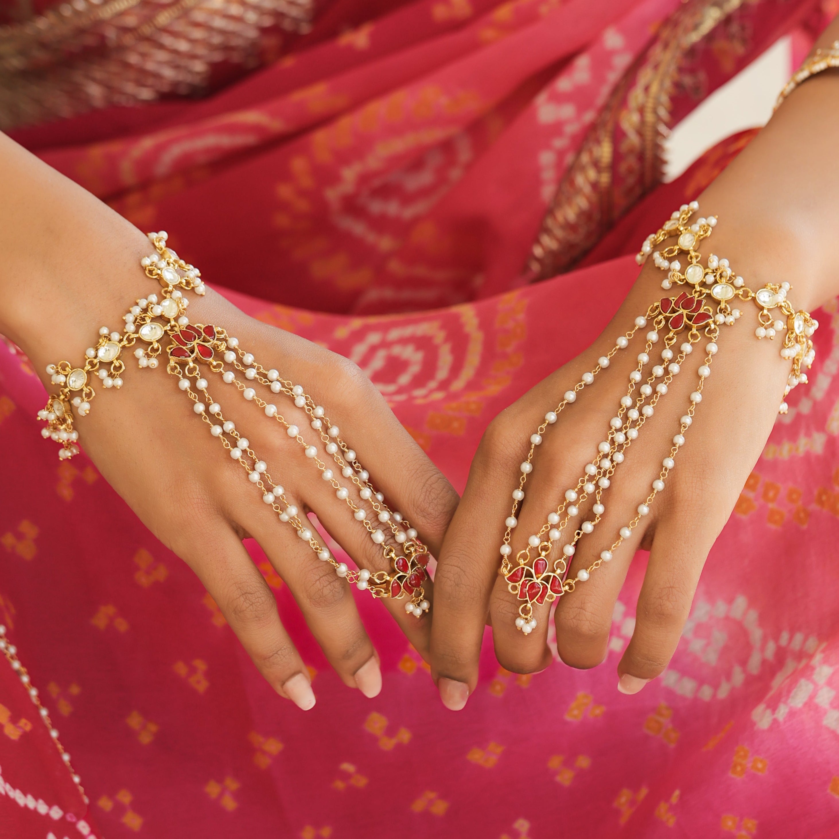 MDHP409- Red and White Colour Gold Plated Jadau Kundan Hathphool