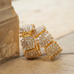 MDB359- White Colour Gold Plated Jadau Kundan Thappa Bangle