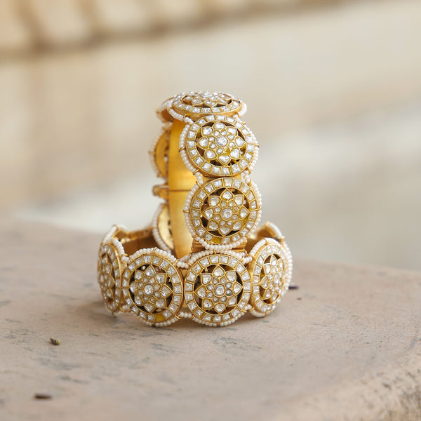 MDB363- White Colour Gold Plated Jadau Kundan Thappa Bangle