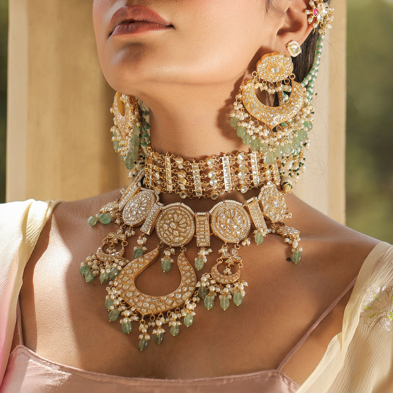 MDN249- White and Mint Colour Gold Plated Jadau Kundan Thappa Necklace Set