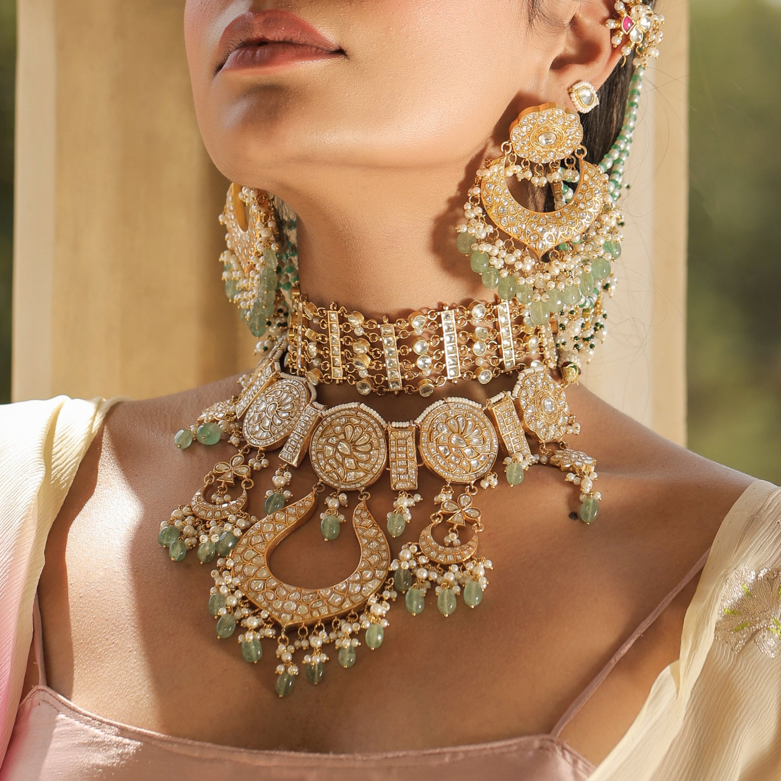 MDN249- White and Mint Colour Gold Plated Jadau Kundan Thappa Necklace Set