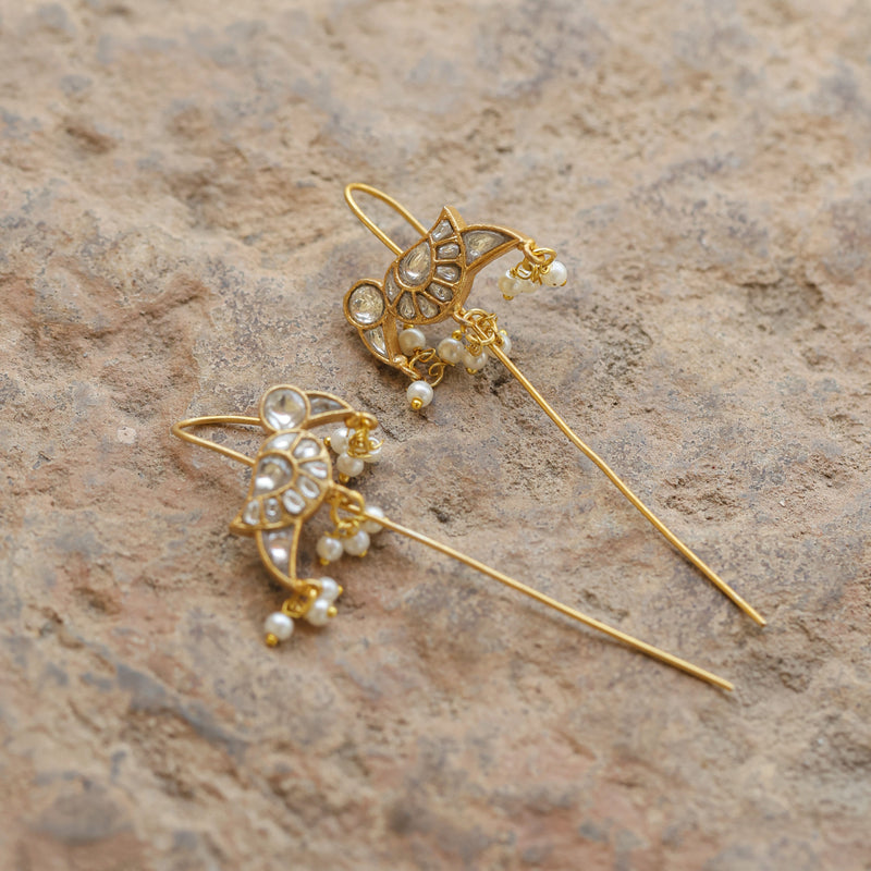 MDE322- White Colour Gold Plated Jadau Kundan Temple Bird Motif Earrings