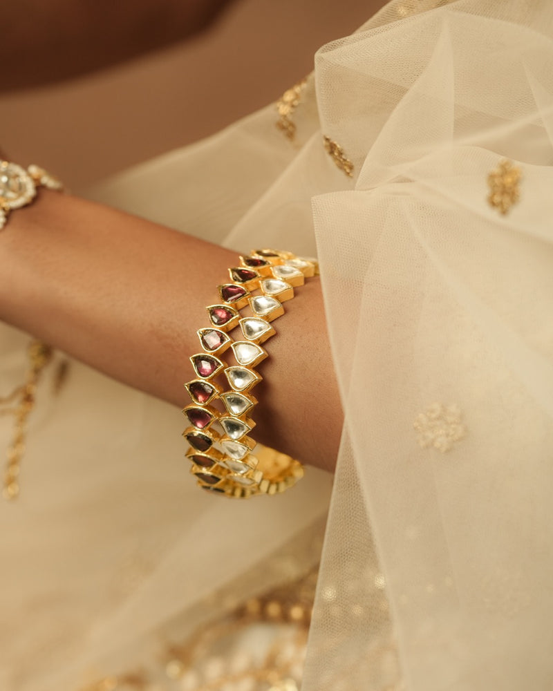 White Colour Gold Plated Jadau Kundan Bangle