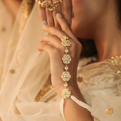 White Colour Gold Plated Jadau Kundan Flower Motif Hathphool