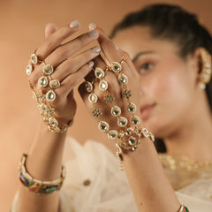 White Colour Gold Plated Jadau Kundan Hathphool