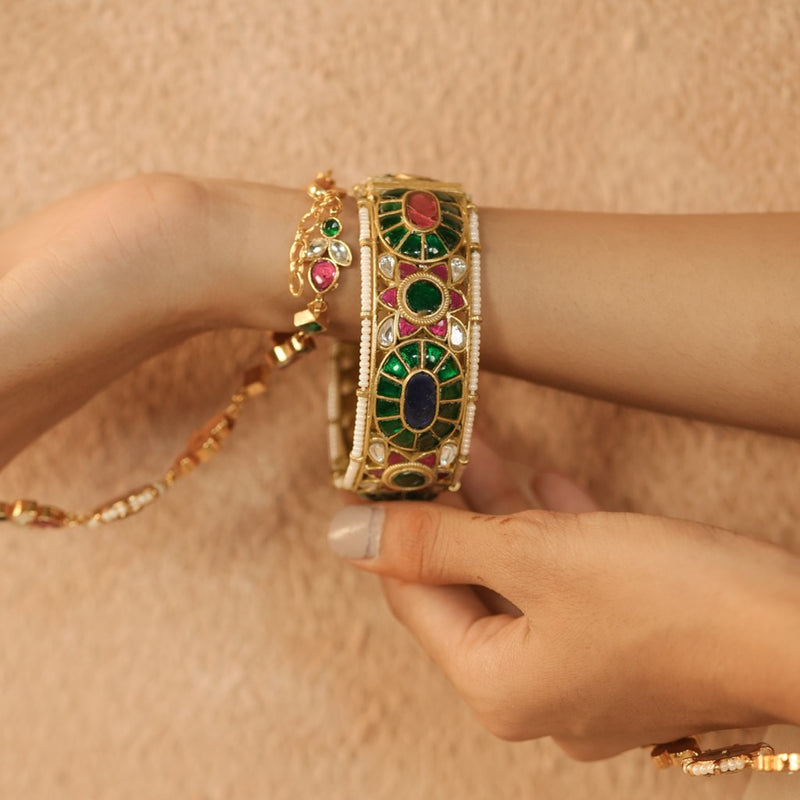 Multi Colour Gold Plated Jadau Kundan Thappa Bangle
