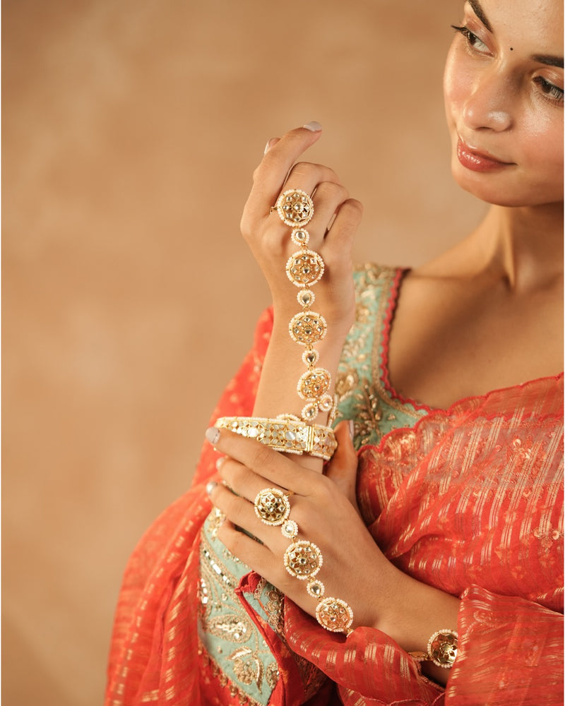 White Colour Gold Plated Jadau Kundan Hathphool