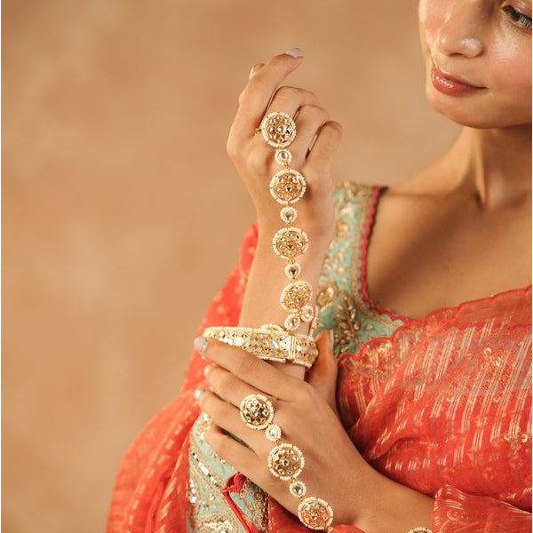 White Colour Gold Plated Jadau Kundan Hathphool