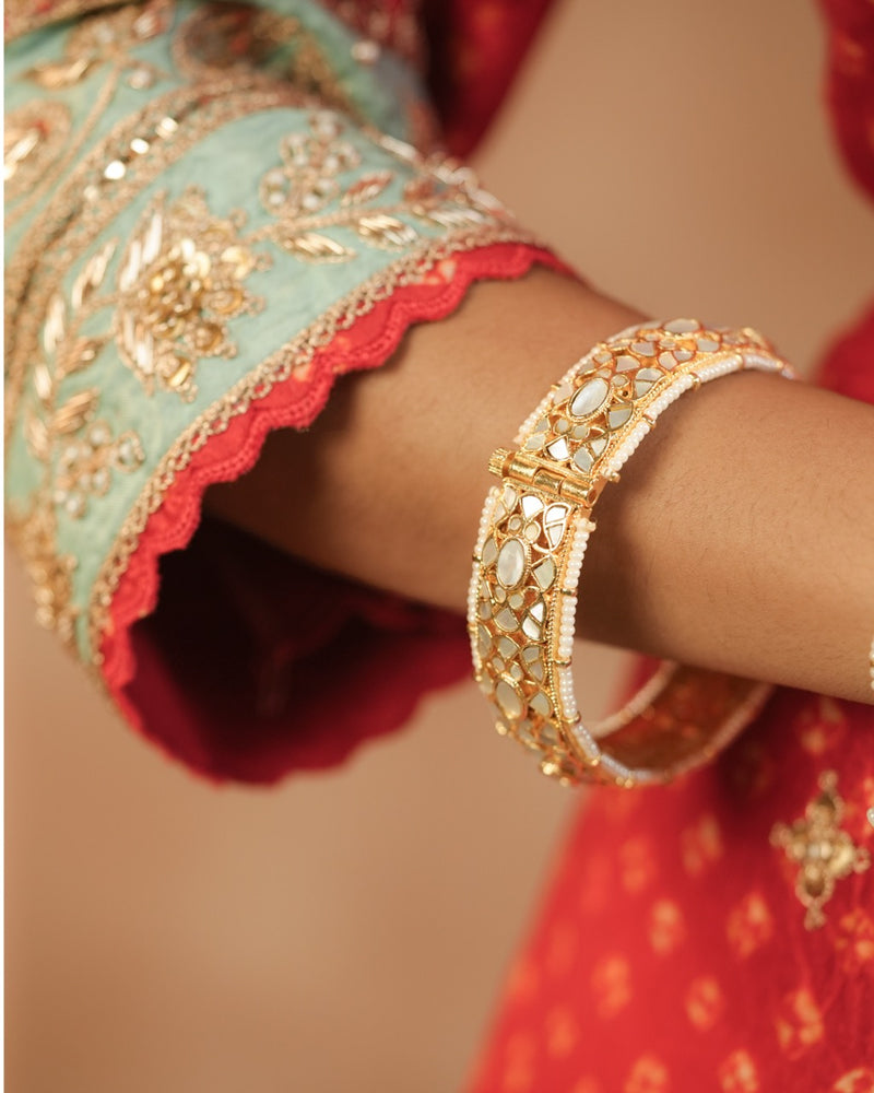 White Colour Gold Plated Mother of Pearl Bangle