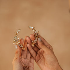MDE1260 - White Colour Gold Plated Mother of Pearl Earcuff