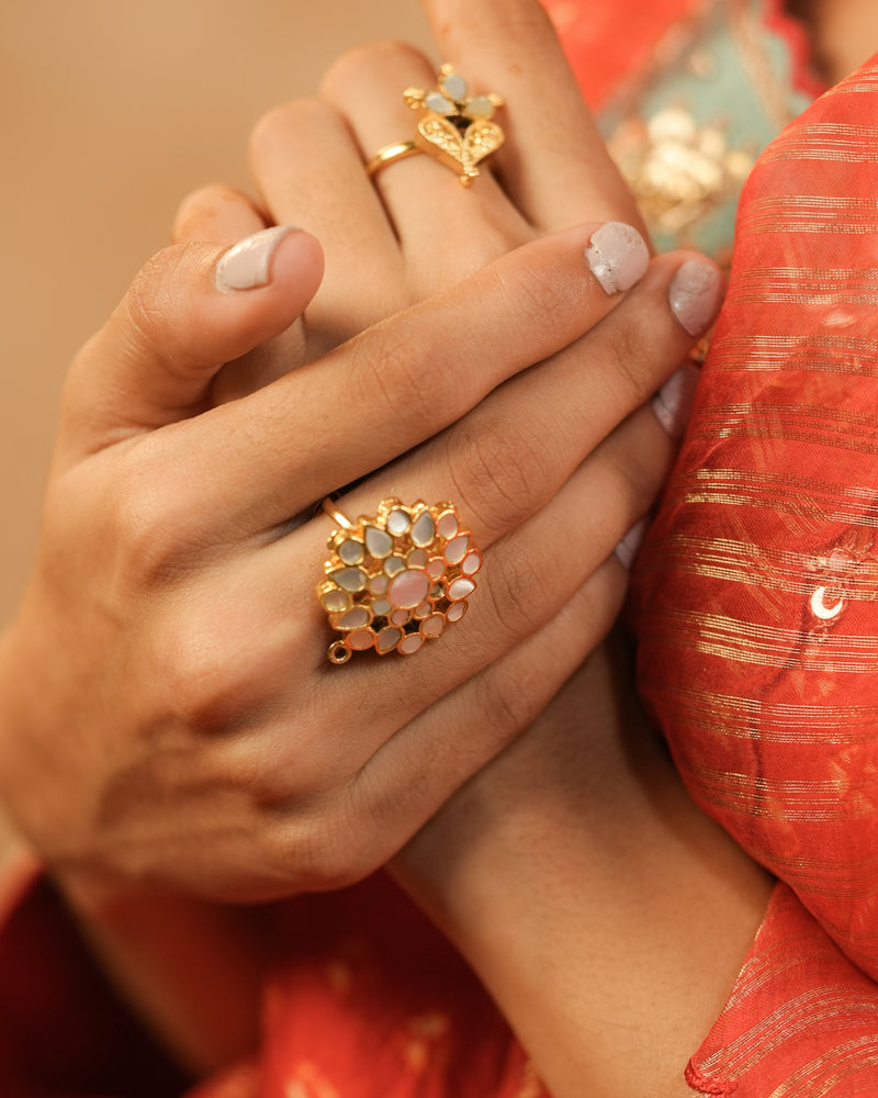 MDR1283 - White Colour Gold Plated Mother of Pearl Ring