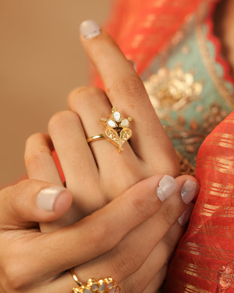 MDR1284 - White Colour Gold Plated Mother of Pearl Ring