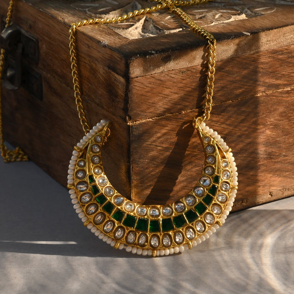 MDN1088- Green And White Color Gold Plated Jadau Kundan Thappa Pendant