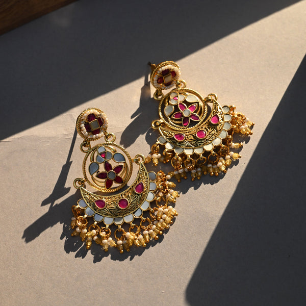 MDE1046- Pink And White Color Gold Plated Mother Of Pearl Heritage Chandbali Earrings