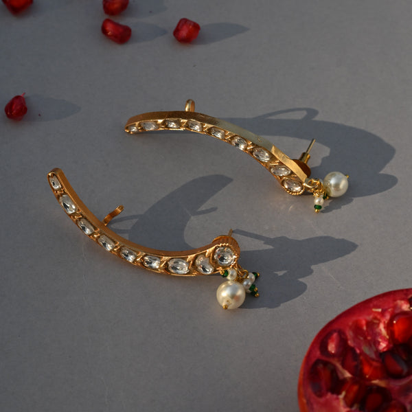 MDE1041- White color Gold Plated Jadau Kundan Thappa Earcuffs