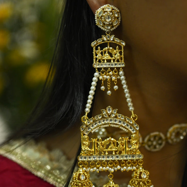 MDE1094- White Color Gold Plated Jadau Kundan Heritage Dangler Earrings