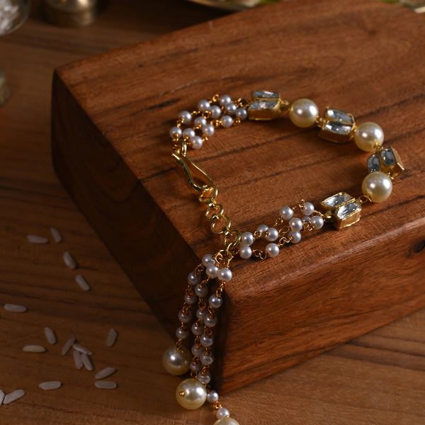 MDB857- White Colour Gold Plated Jadau Kundan Rakhi