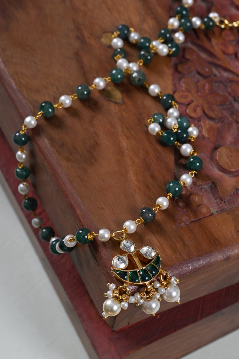 Green and White Colour Gold Plated Jadau Kundan Pendant