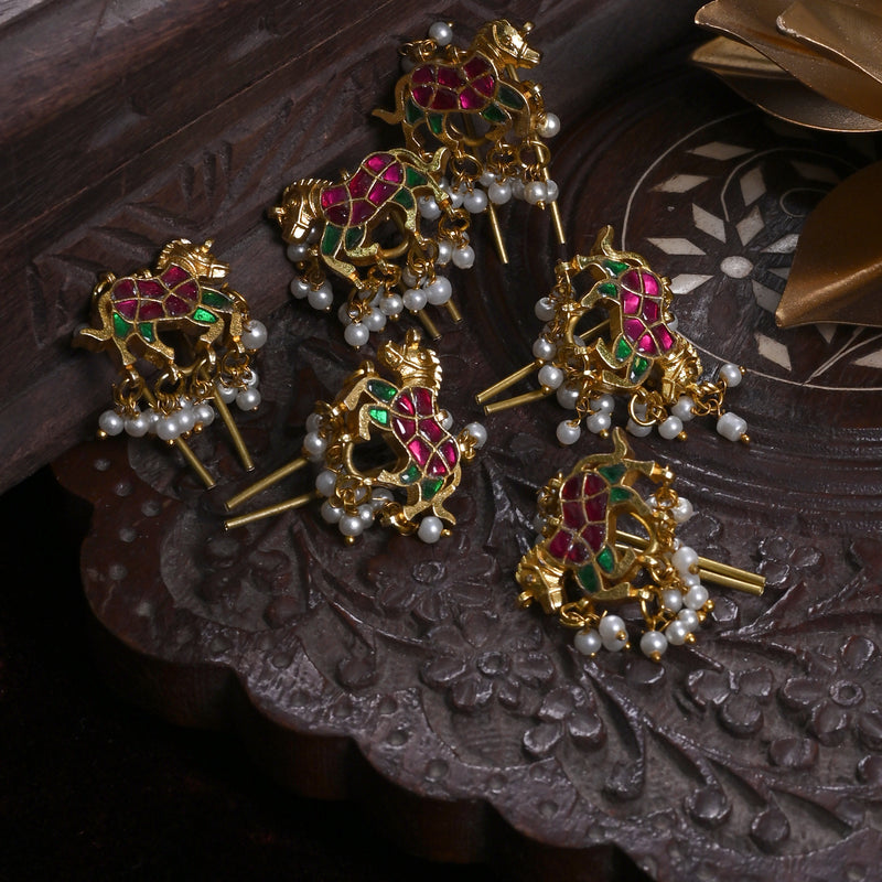 MDBR269- Pink and Green Colour Gold Plated Jadau Kundan Horse Motif Juda Pin
