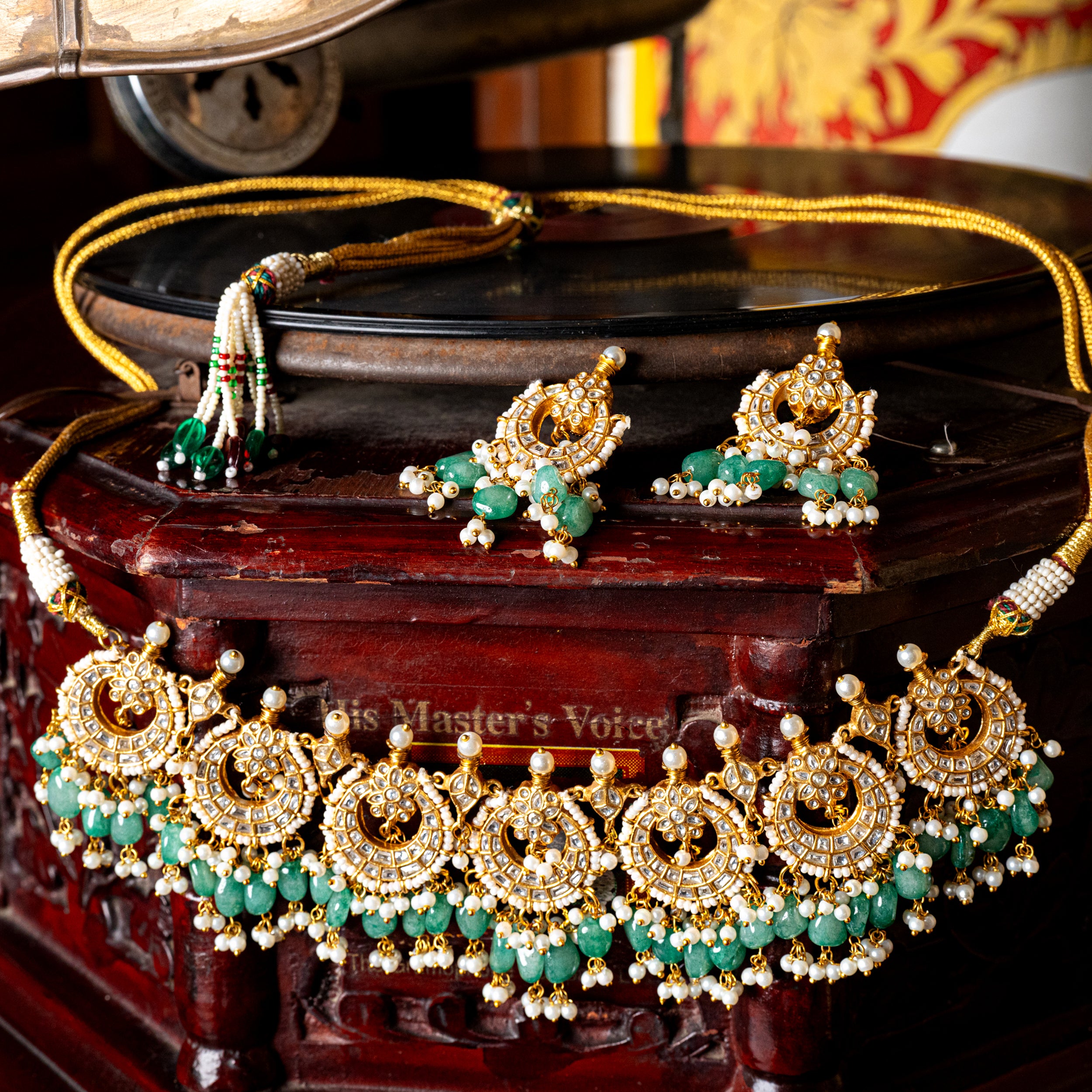 MDN110- Multicolor Gold Plated Thappa Jadau Kundan Necklace Set