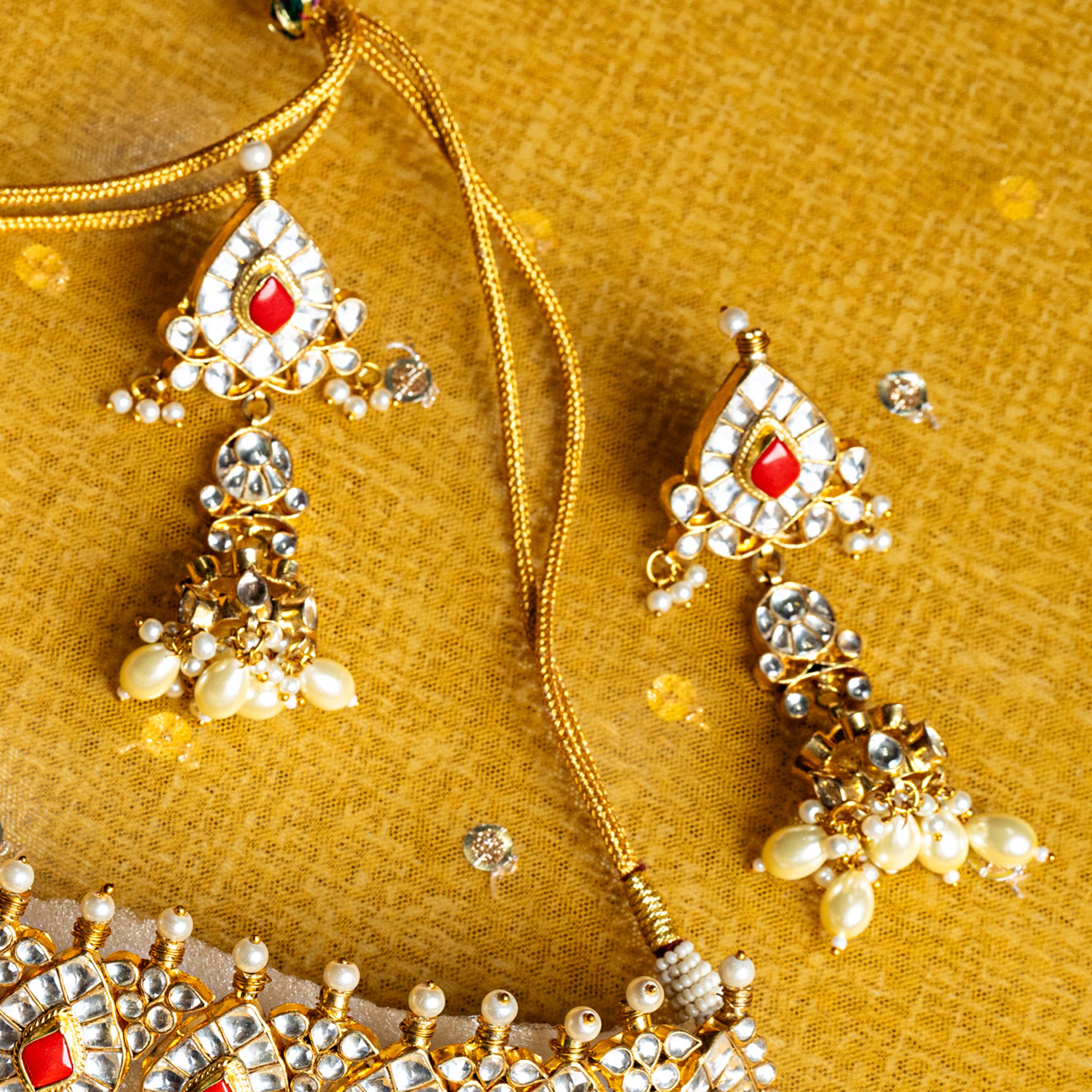 MDN006- Orange and White Colour Gold Plated Jadau Kundan Choker set