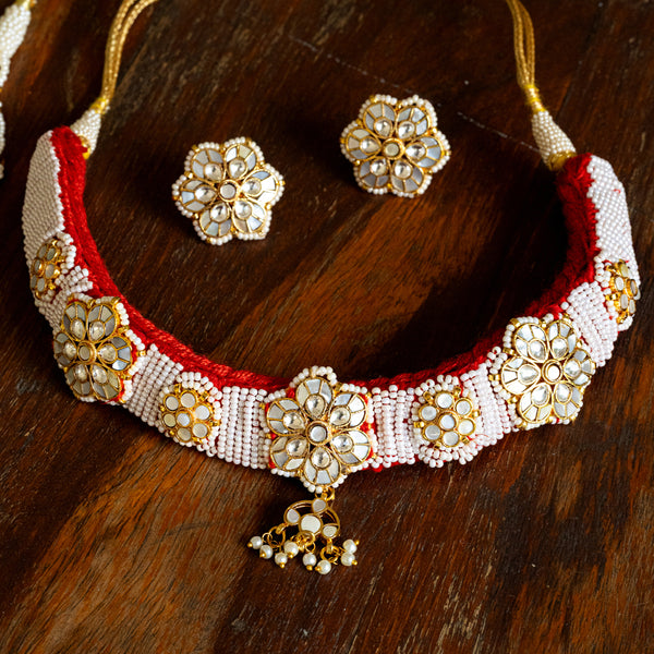 MDN023- White Colour Gold Plated Fusion Gadi Choker Set