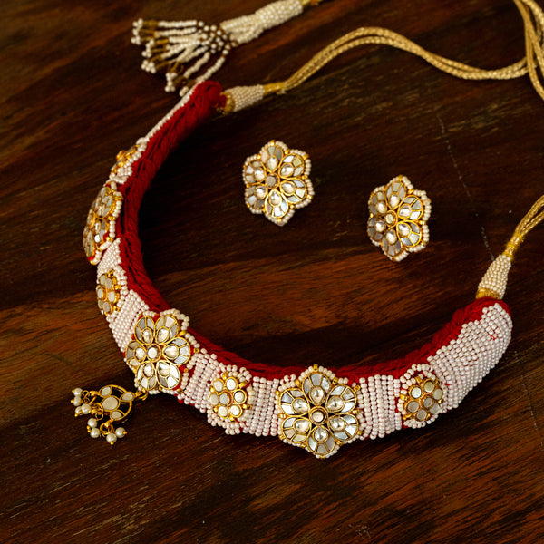 MDN023- White Colour Gold Plated Fusion Gadi Choker Set