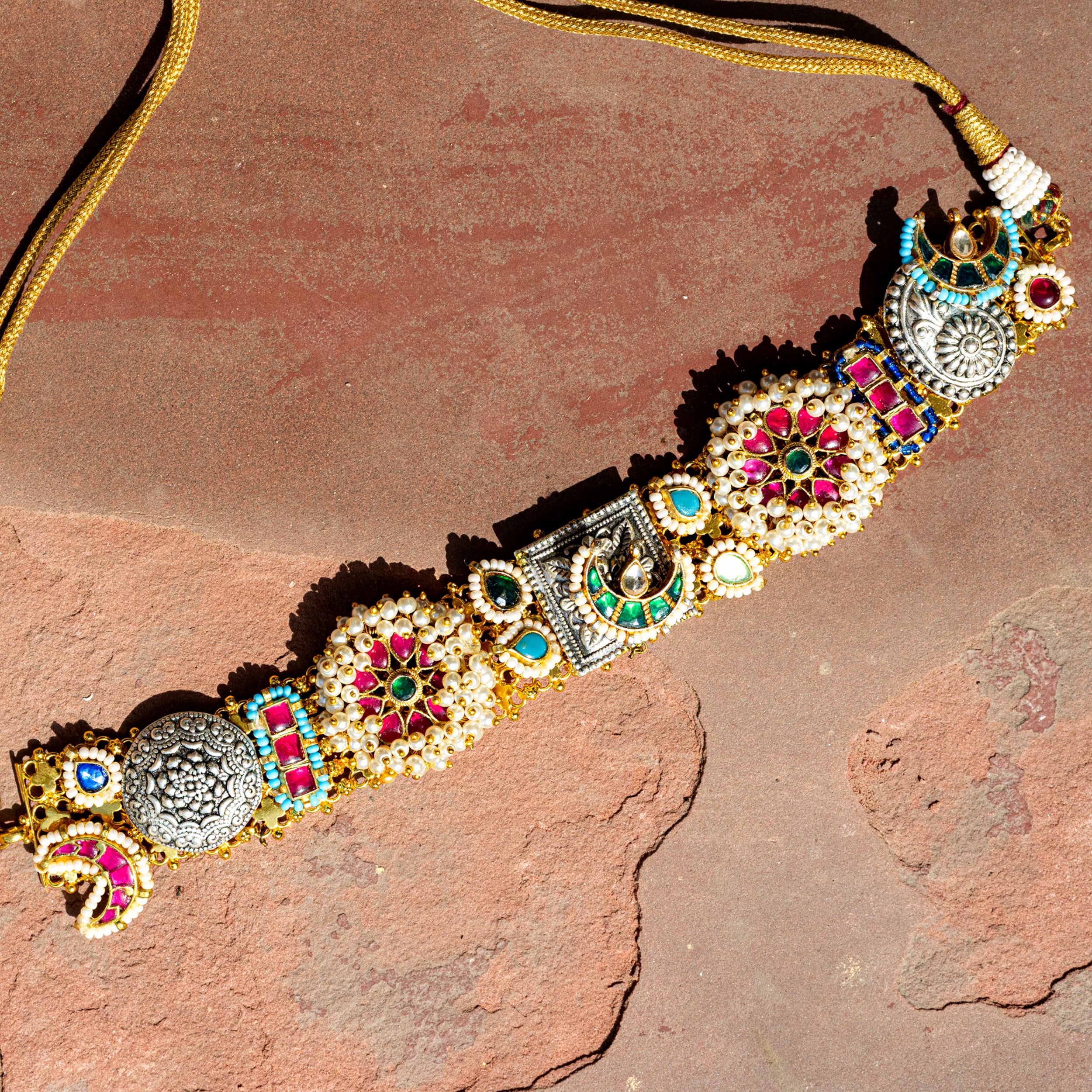 MDN022- Multi Colour Gold Plated Kundan Fusion Choker Set