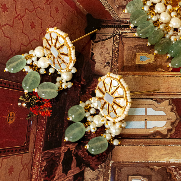 MDN015- White Colour Gold Plated Mother of Pearl Choker set