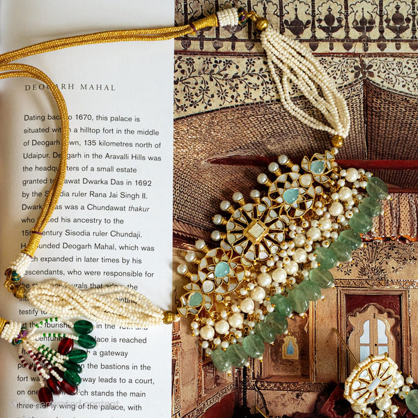MDN015- White Colour Gold Plated Mother of Pearl Choker set