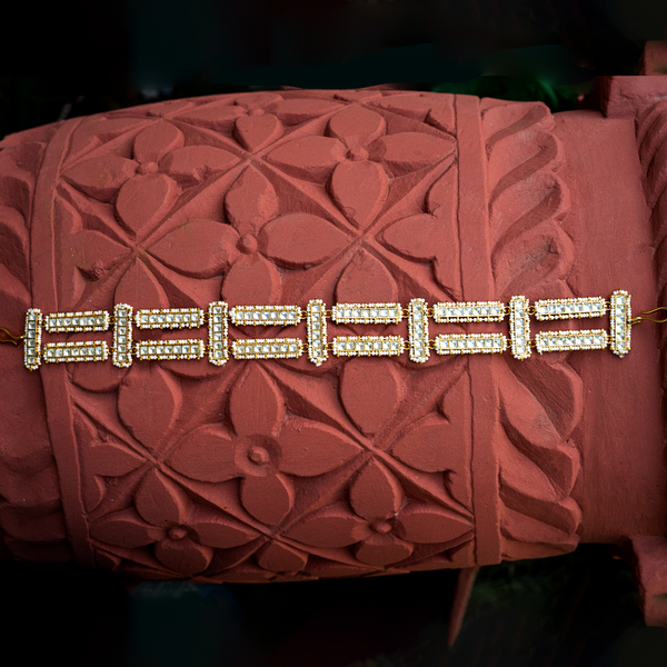 MDH047- White Colour Gold Plated Jadau Kundan Headband