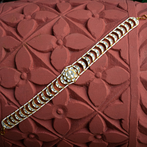MDH049- White Colour Gold Plated Jadau Kundan Headband