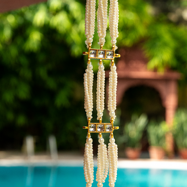 MDH054- White Colour Gold Plated Jadau Kundan Headband
