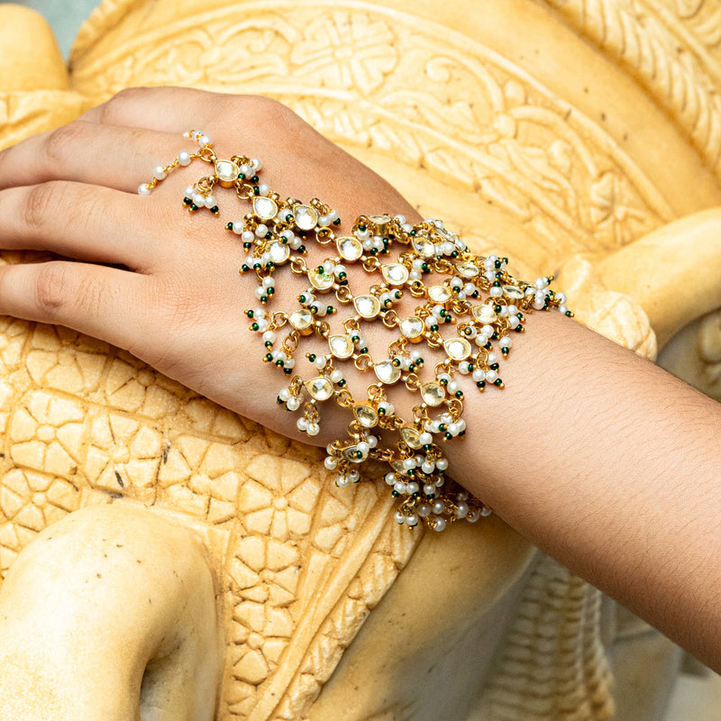 MDHP102- White Colour Gold Plated Jadau Kundan Hathphool