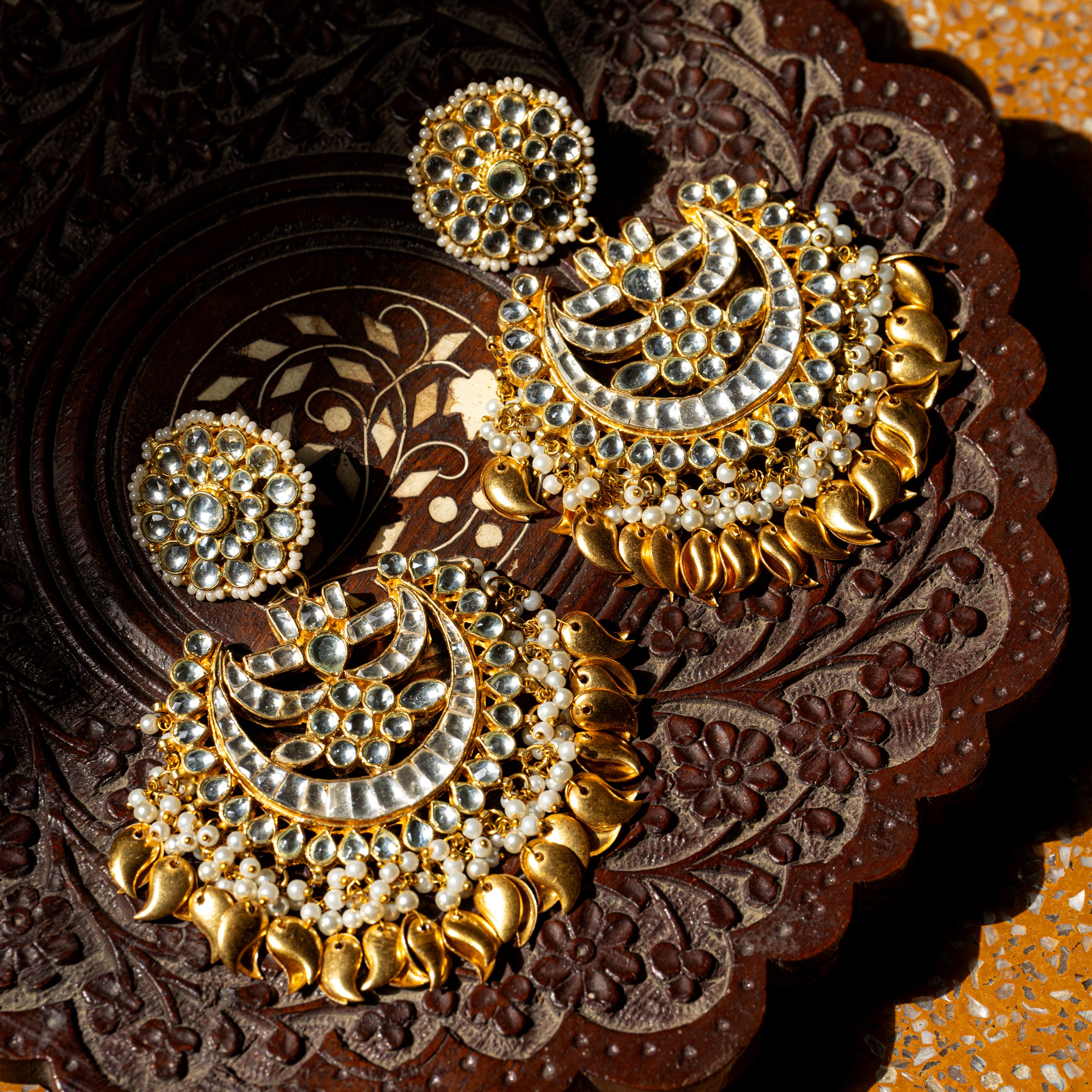 MDE038- White Colour Gold Plated Jadau Kundan Chandbali Earrings