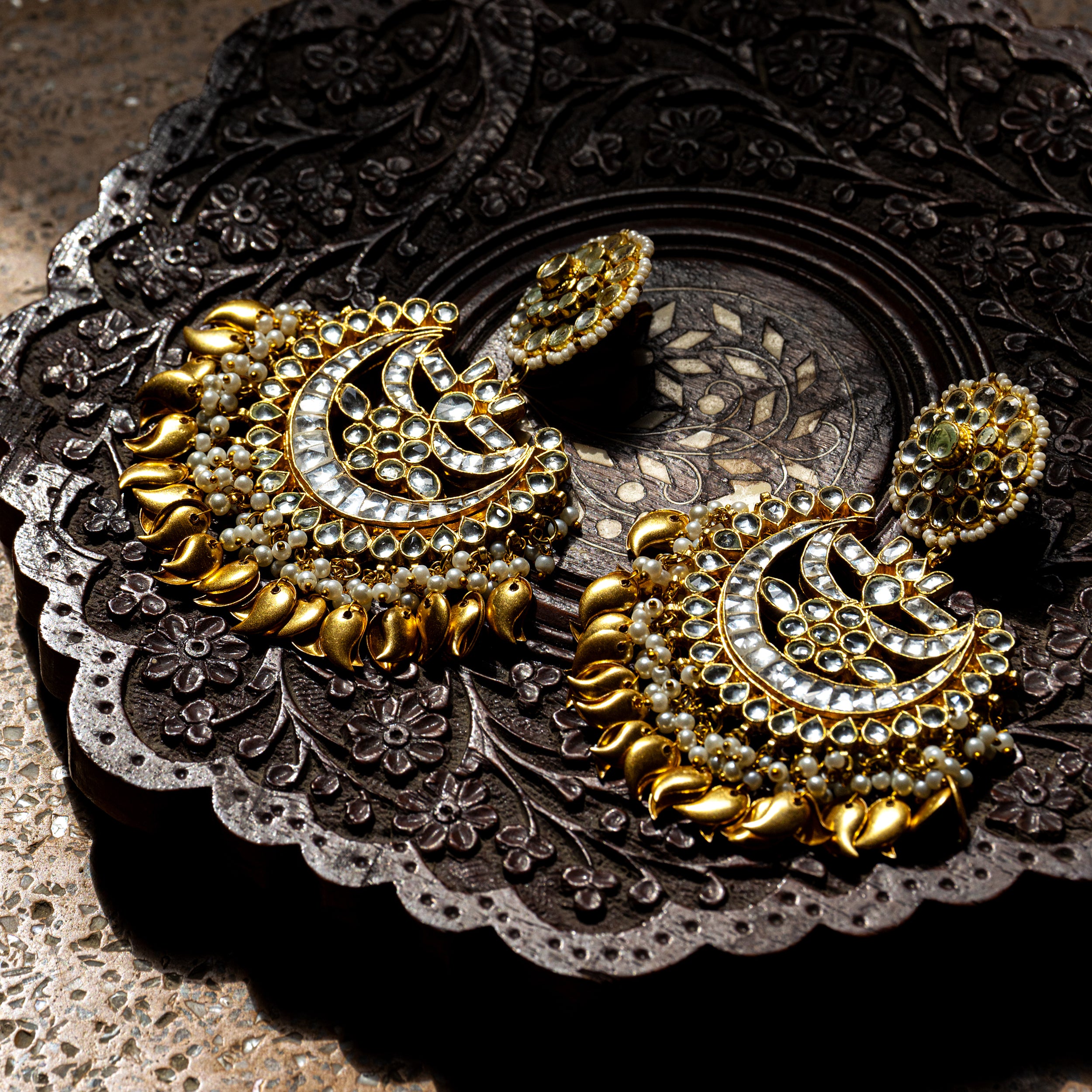 MDE038- White Colour Gold Plated Jadau Kundan Chandbali Earrings