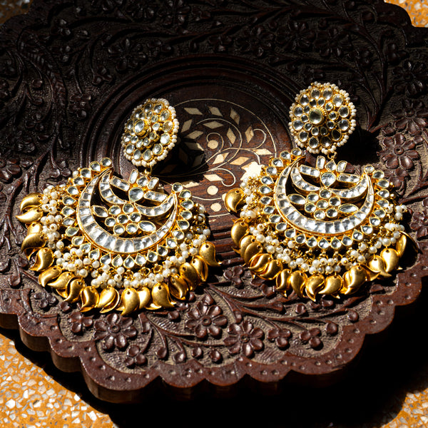 MDE038- White Colour Gold Plated Jadau Kundan Chandbali Earrings